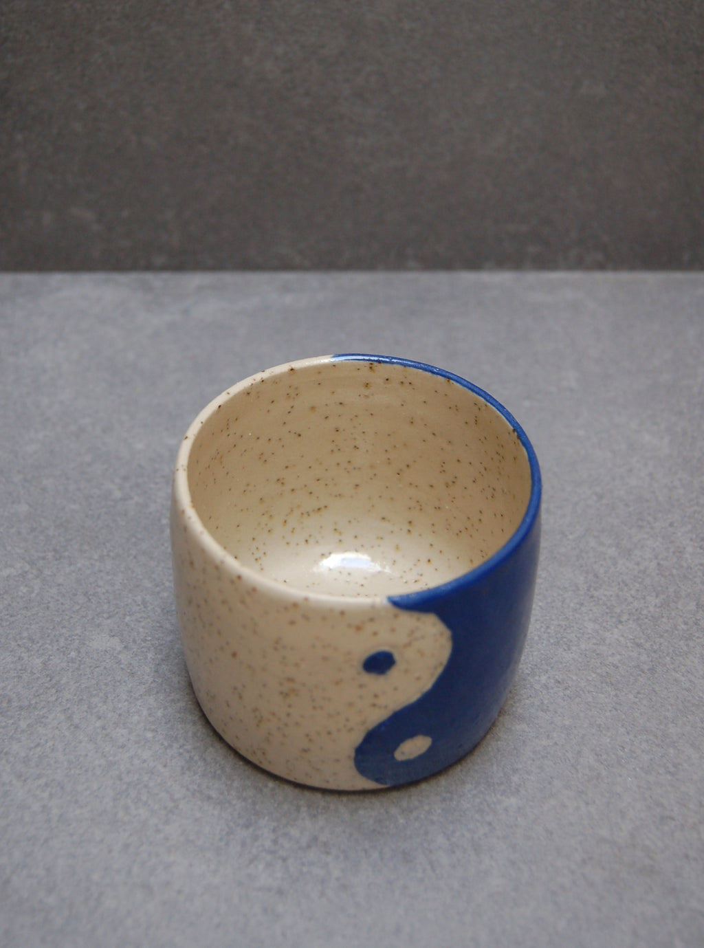 Yin Yang, deep blue