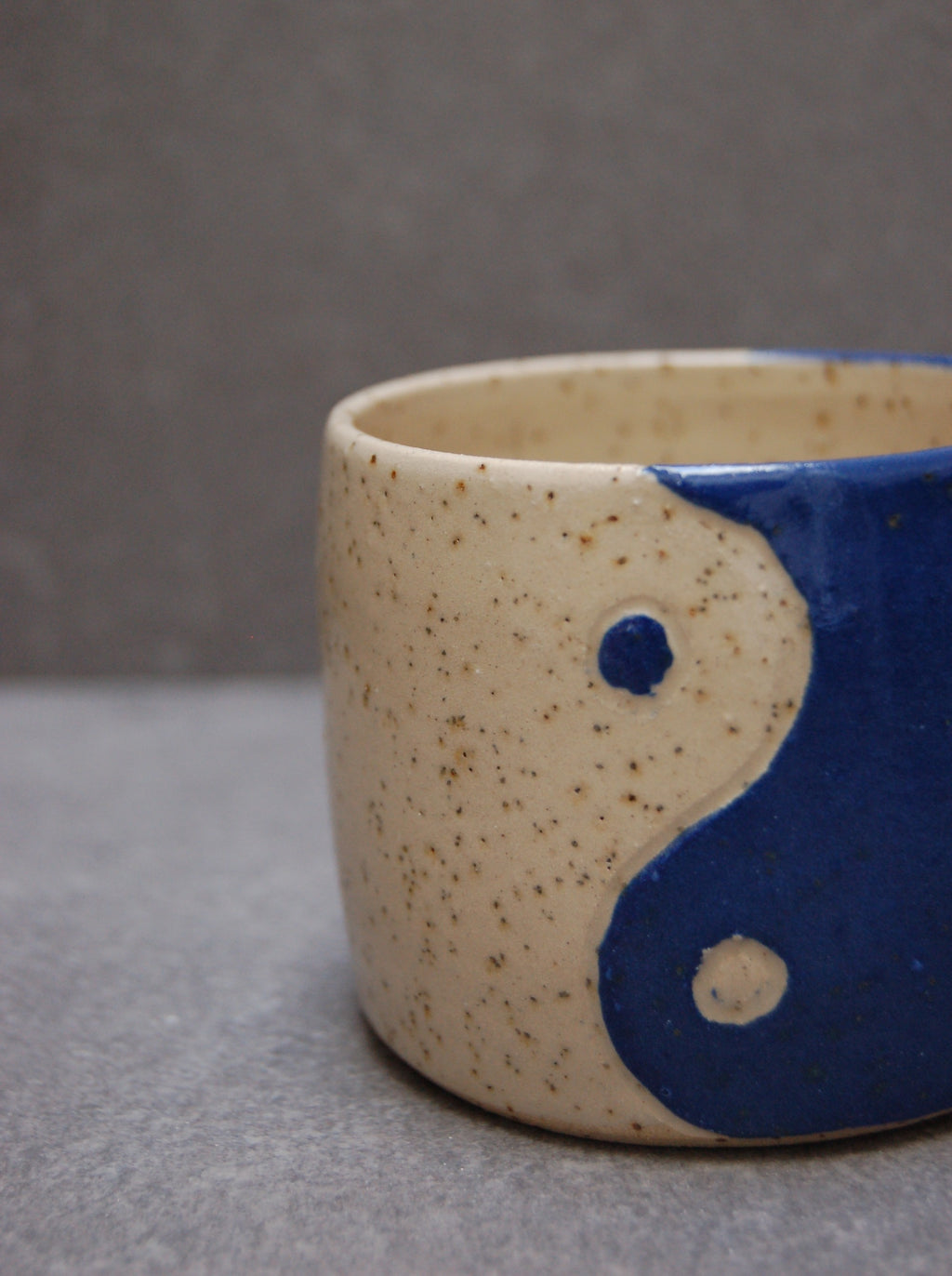 Yin Yang, deep blue
