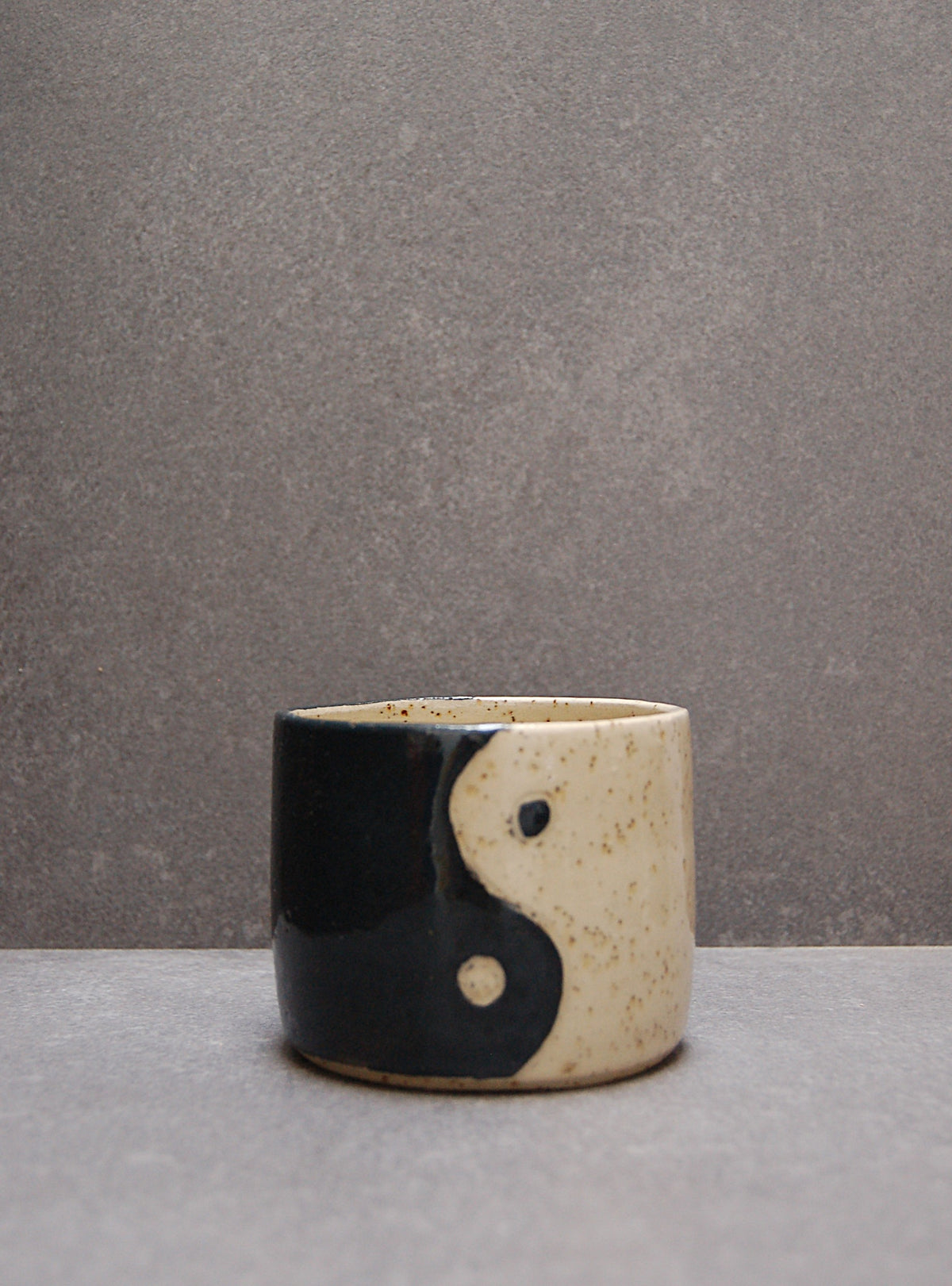 Yin Yang, black